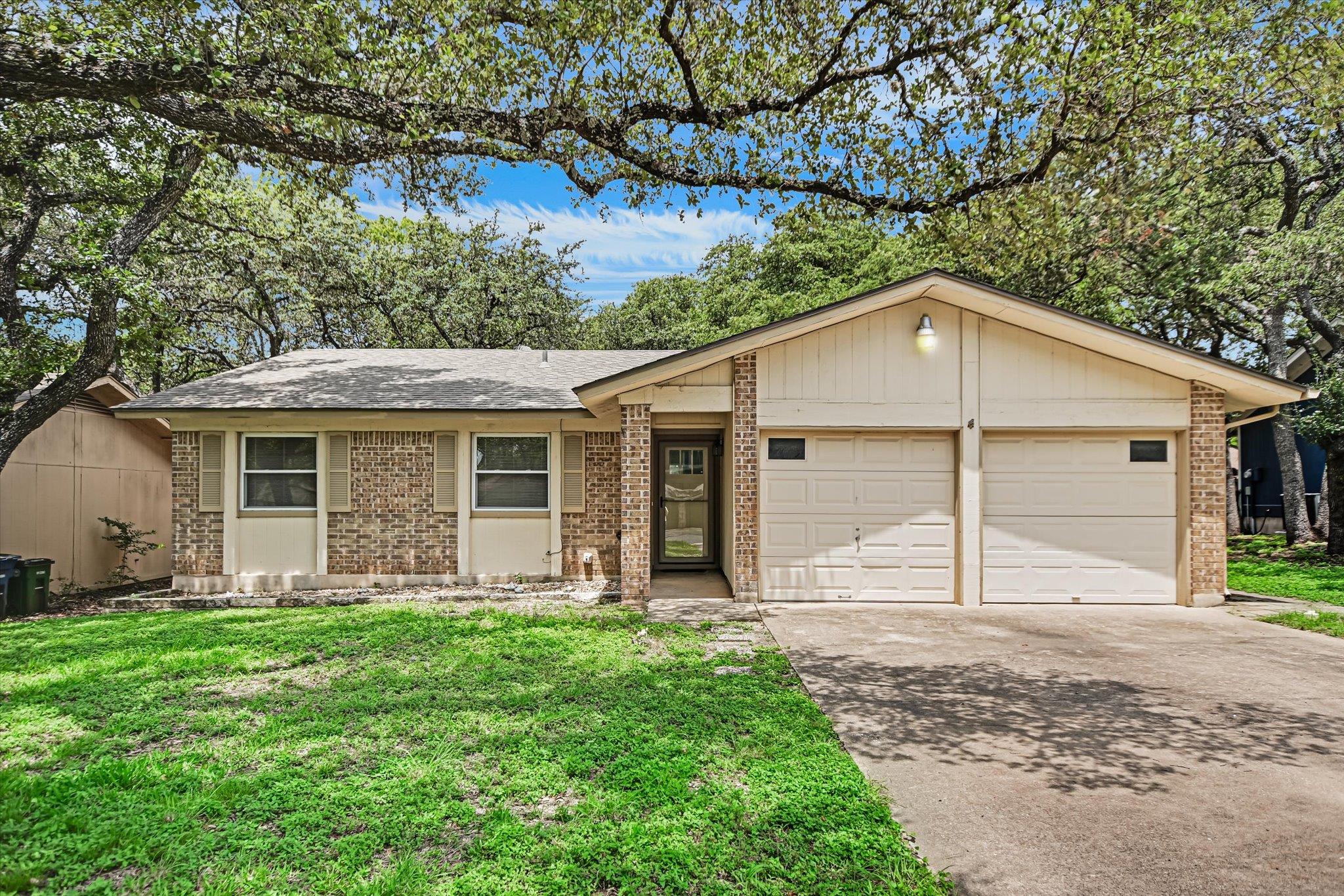 7306 Loganberry DR