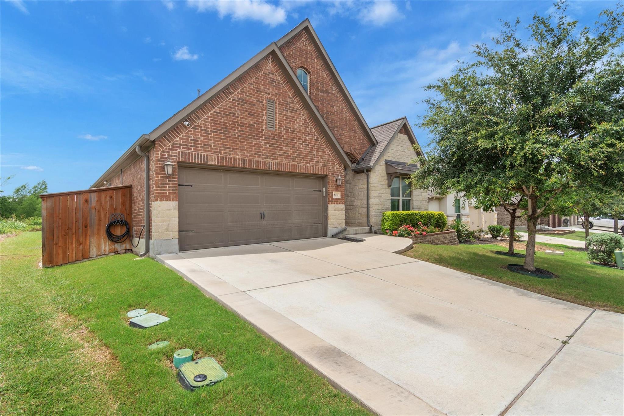 6117 LAKE TERAVISTA WAY