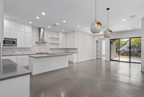 Tiny photo for 1107 Taulbee LN #B, Austin, TX 78757 (MLS # 3207579)
