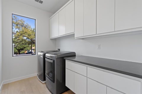 Tiny photo for 1107 Taulbee LN #B, Austin, TX 78757 (MLS # 3207579)