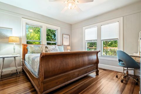 Tiny photo for 1025 Lake Shore DR, Spicewood, TX 78669 (MLS # 1233693)