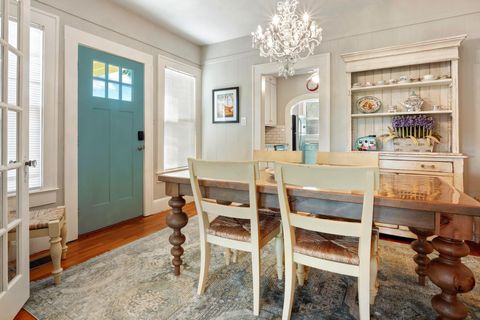 Tiny photo for 1025 Lake Shore DR, Spicewood, TX 78669 (MLS # 1233693)