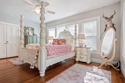 Tiny photo for 1025 Lake Shore DR, Spicewood, TX 78669 (MLS # 1233693)