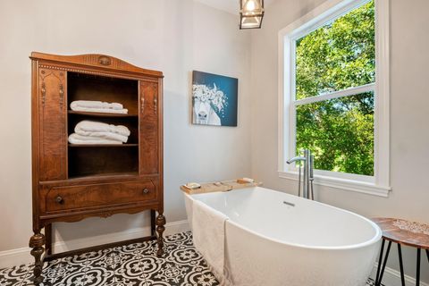 Tiny photo for 1025 Lake Shore DR, Spicewood, TX 78669 (MLS # 1233693)