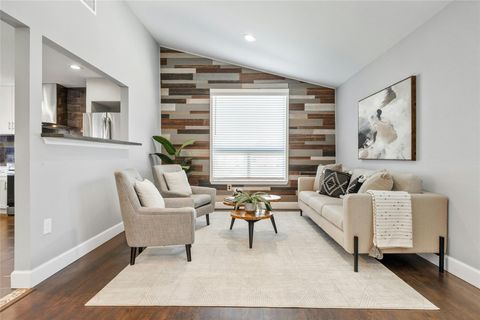 5503 Manor RD Austin TX 78723