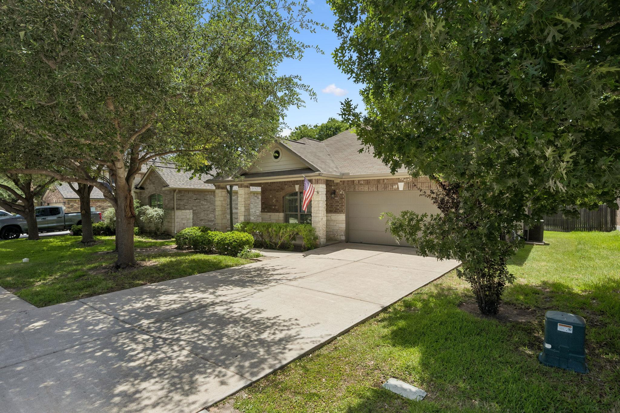 1049 Sussex WAY