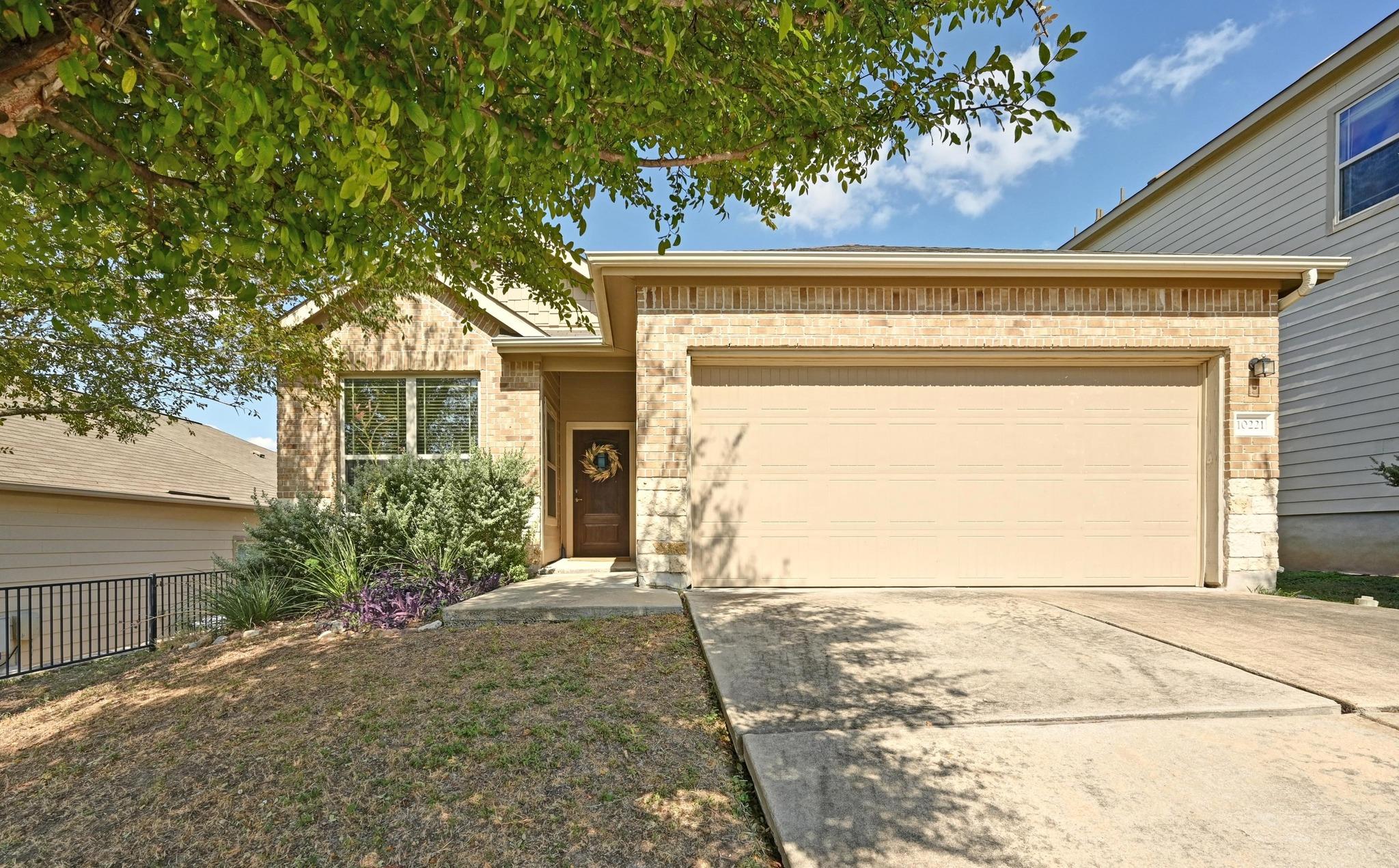 10221 Pinnacle Crest LOOP