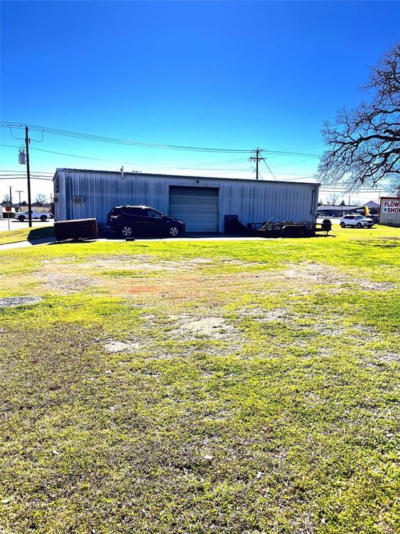 1608 W Cameron Ave