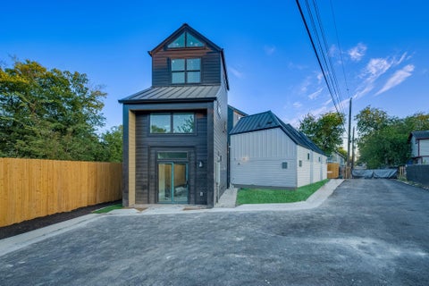 Photo of 605 E 55th ST #4, Austin, TX 78751 (MLS # 1187669)