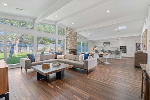 Photo of 412 Ridgewood RD, West Lake Hills, TX 78746 (MLS # 8364623)