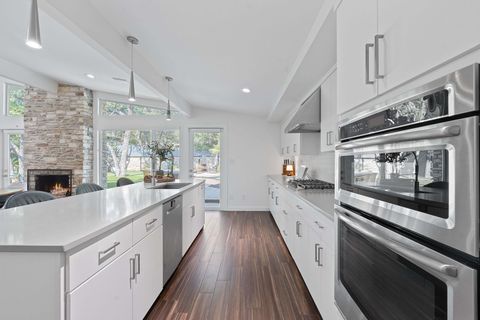 Tiny photo for 412 Ridgewood RD, West Lake Hills, TX 78746 (MLS # 8364623)