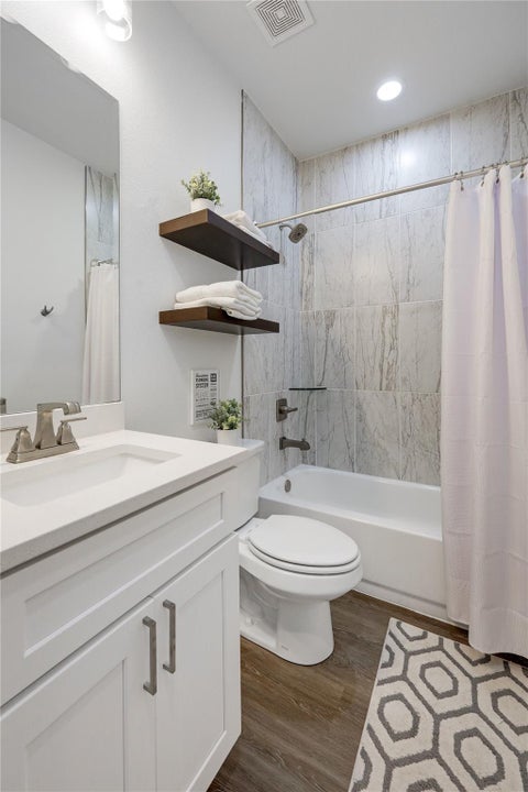 Tiny photo for 524 Palmer DR, Point Venture, TX 78645 (MLS # 2161823)