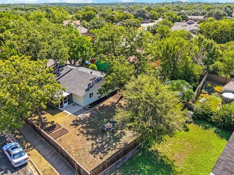 Tiny photo for 7717 Croftwood DR, Austin, TX 78749 (MLS # 9304873)