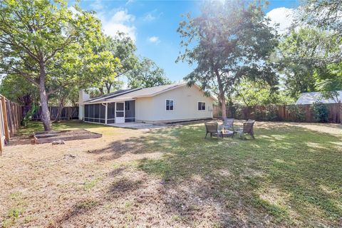 Tiny photo for 7717 Croftwood DR, Austin, TX 78749 (MLS # 9304873)