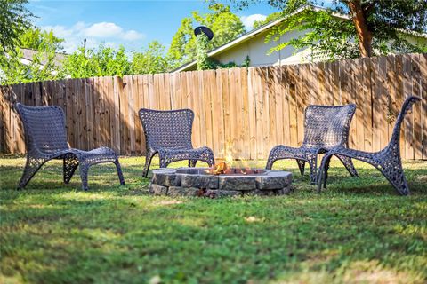 Tiny photo for 7717 Croftwood DR, Austin, TX 78749 (MLS # 9304873)