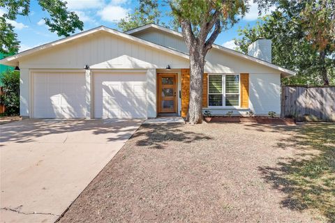 Photo of 7717 Croftwood DR, Austin, TX 78749 (MLS # 9304873)