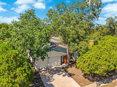 Tiny photo for 7717 Croftwood DR, Austin, TX 78749 (MLS # 9304873)