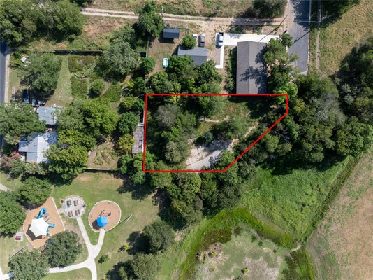 734 VALLEY ST, SAN MARCOS, TX 78666 - Image 329a44f55bd72bc8d3325fa60fbf7d10/571123707