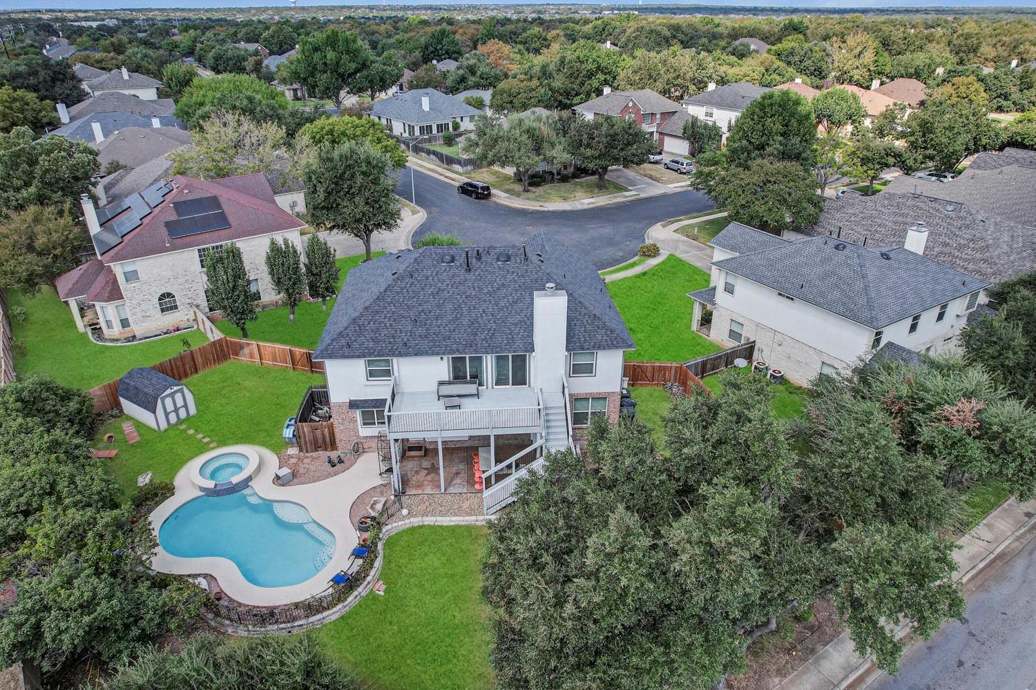 2029 Bent Tree LOOP, Round Rock