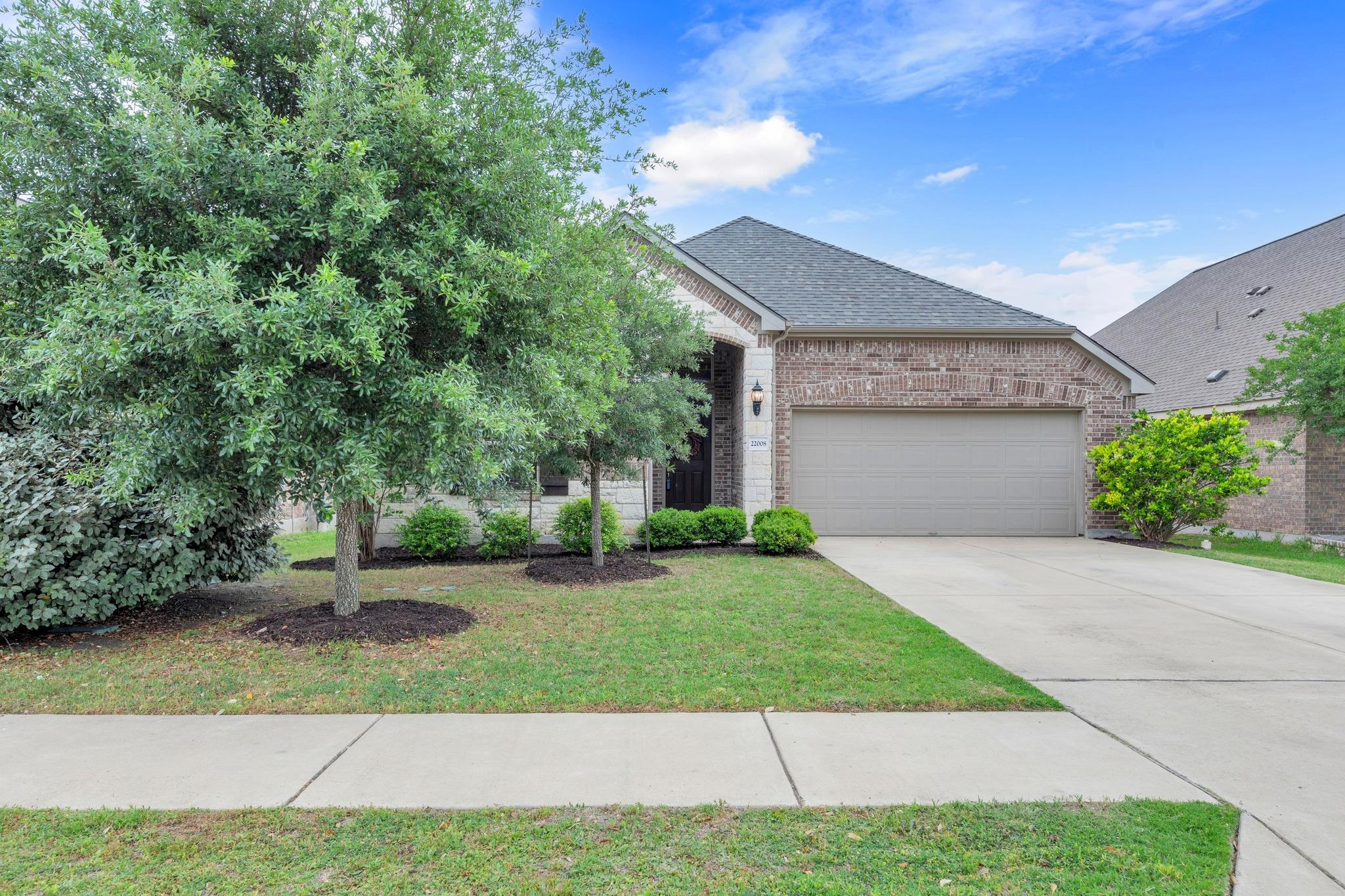 22008 Abigail WAY