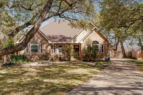 Photo of 11008 Needham CT, Austin, TX 78739 (MLS # 3487218)