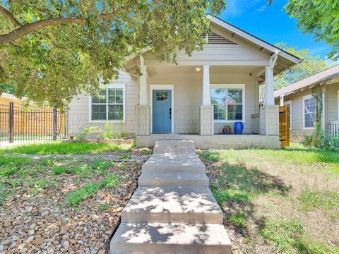 Photo of 7308 Meador Ave, Austin, TX 78752 (MLS # 6019330)