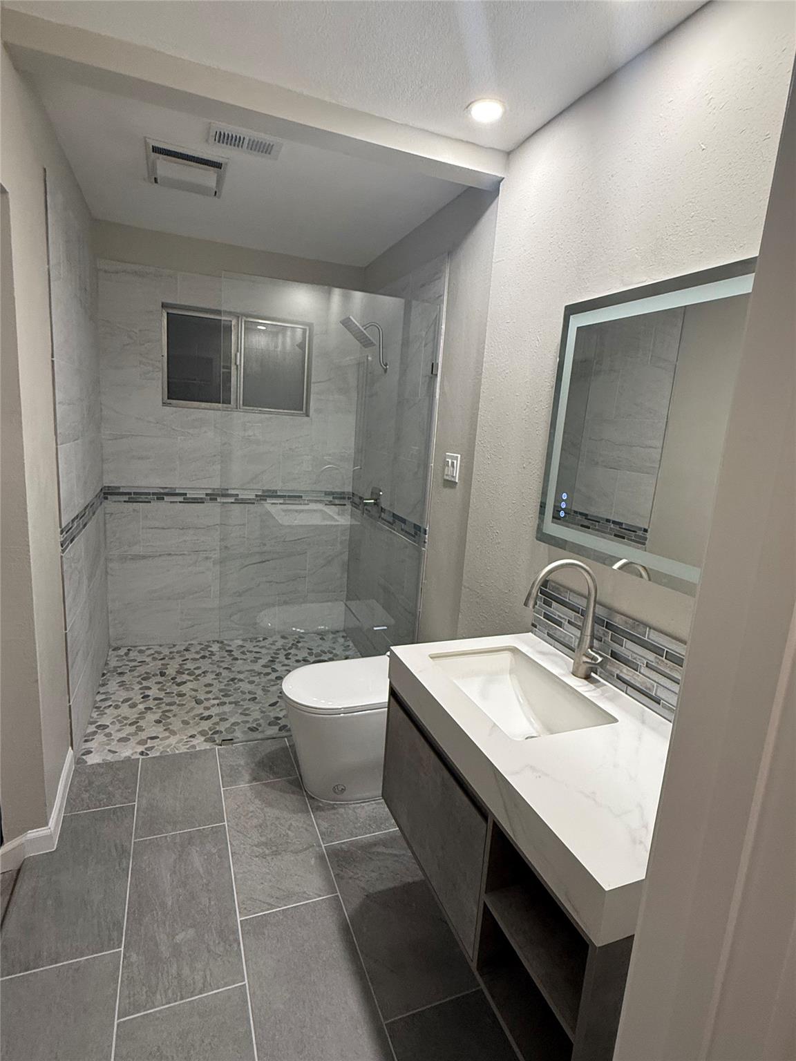3301 Buffalo Springs TRL
