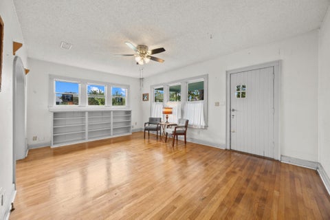 Tiny photo for 920 SHADY LN, Austin, TX 78702 (MLS # 1765850)