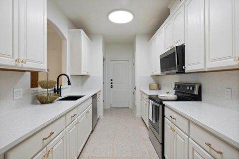 Tiny photo for 2009 Winsted LN #B, Austin, TX 78703 (MLS # 6305558)