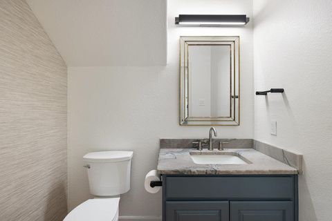 Tiny photo for 2009 Winsted LN #B, Austin, TX 78703 (MLS # 6305558)