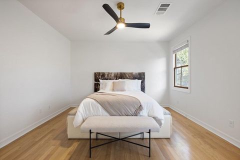 Tiny photo for 2009 Winsted LN #B, Austin, TX 78703 (MLS # 6305558)