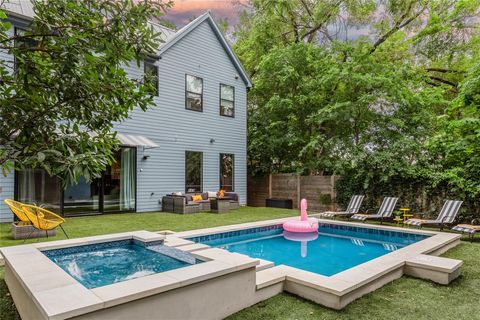 1502 Haskell ST Austin TX 78702