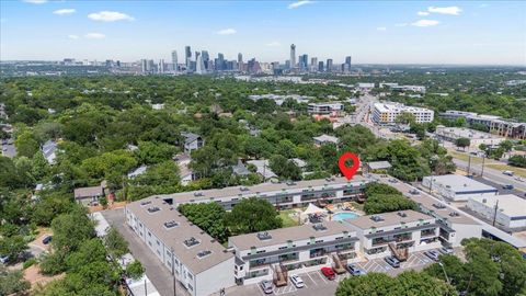 2200 Dickson DR 117 Austin TX 78704