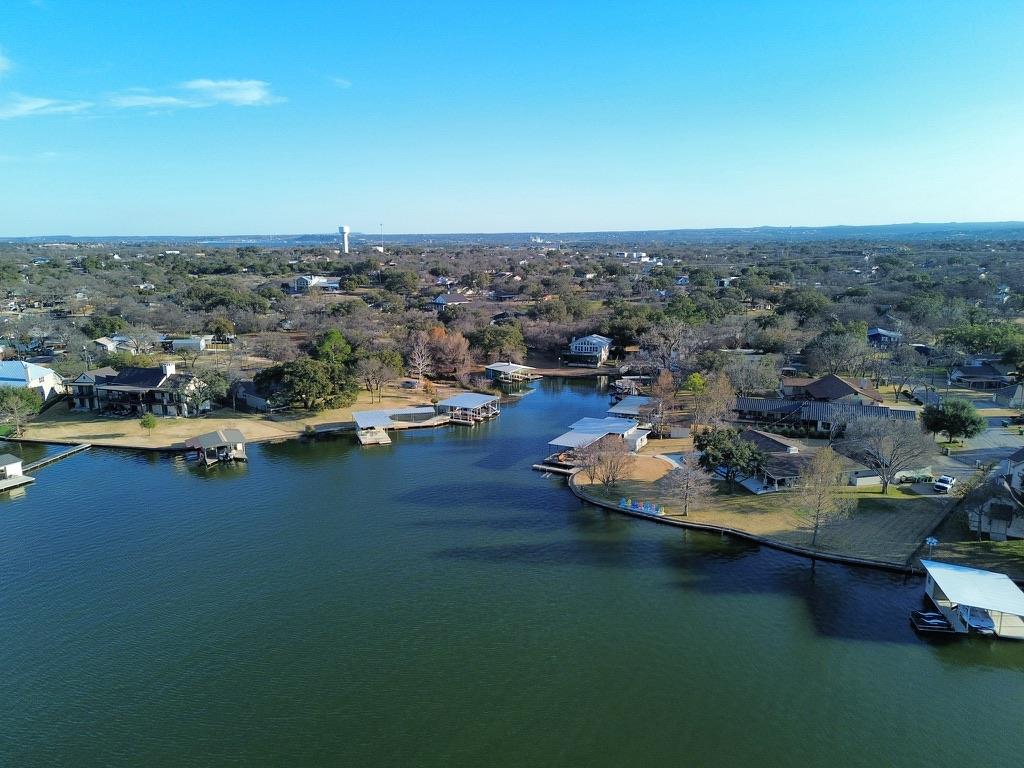 305 W Briar DR