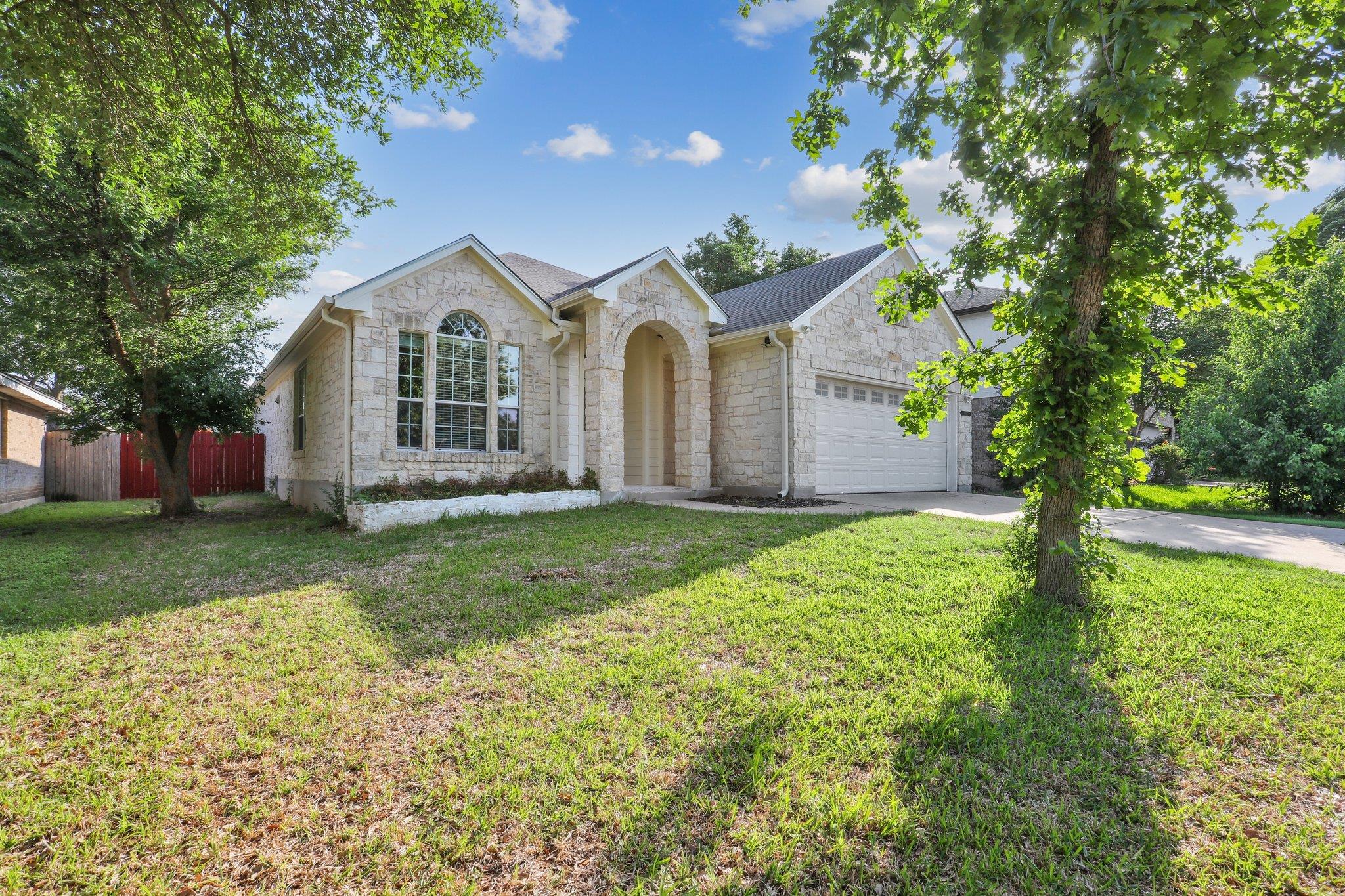 8117 Manx DR