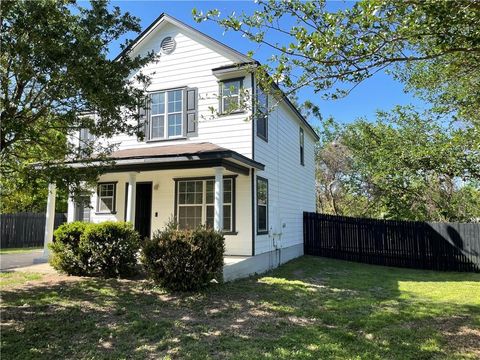 Photo of 7007 Alegre PASS, Austin, TX 78744 (MLS # 8141136)