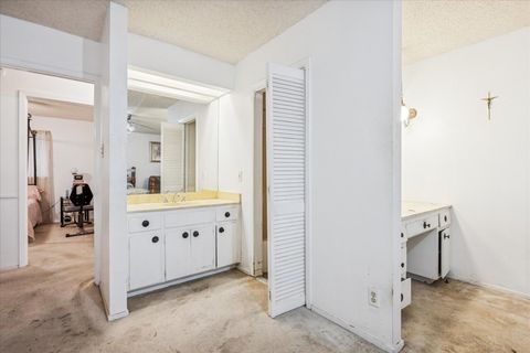 Tiny photo for 5600 E Martin Luther King Jr BLVD, Austin, TX 78721 (MLS # 2139635)