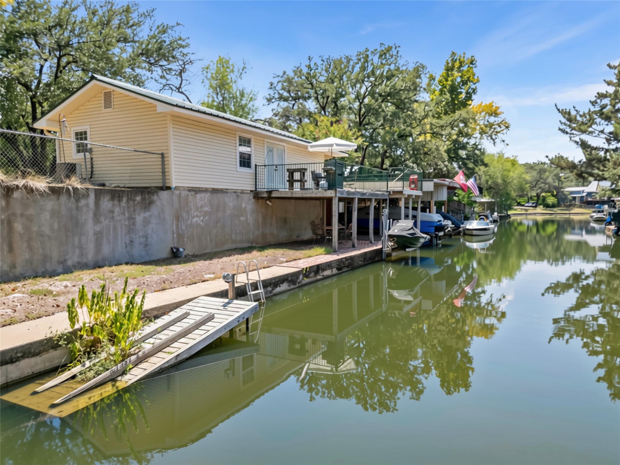 308 County Road 136B