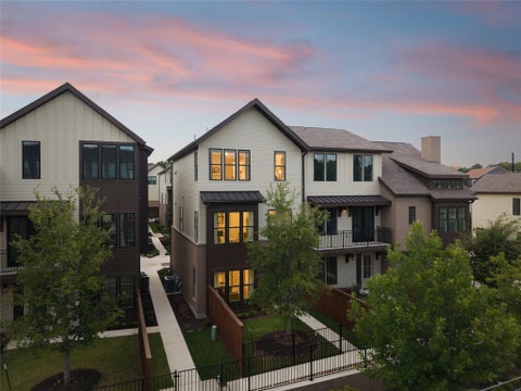 Photo of 2209 Woodland Ave #203, Austin, TX 78741 (MLS # 4082862)
