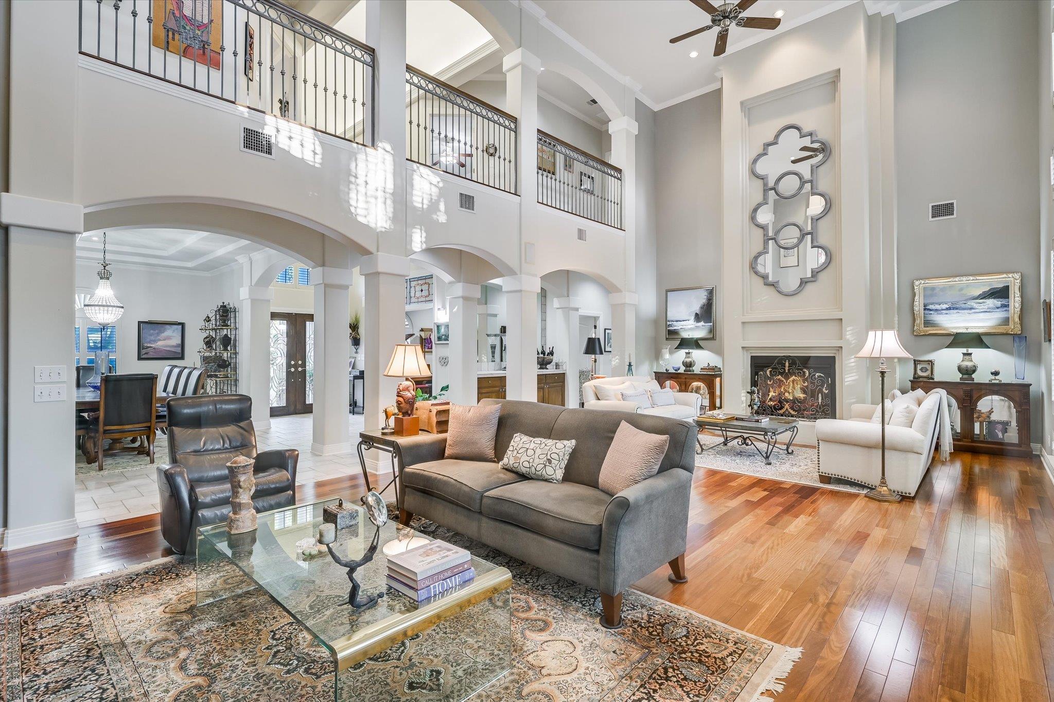 9105 Westminster Glen Ave