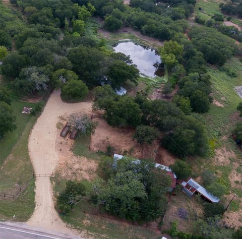 Photo of 418 Fm 2984, Luling, TX 78648 (MLS # 6674271)