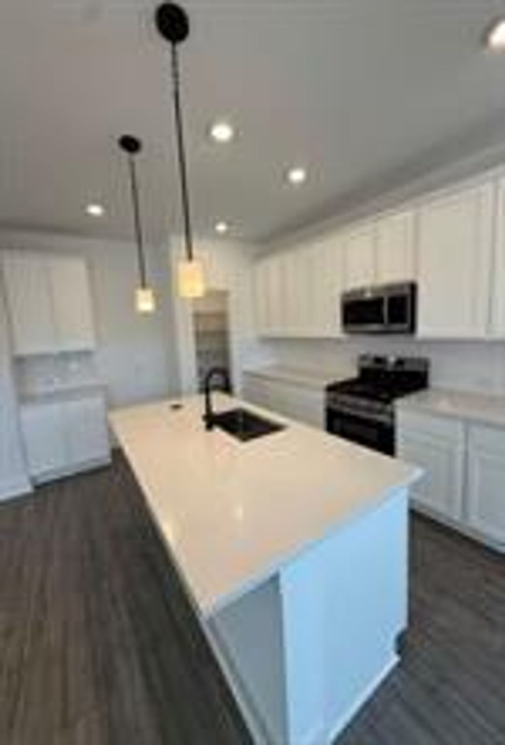 Photo of 130 Sincere DR, Kyle, TX 78640 (MLS # 2466010)