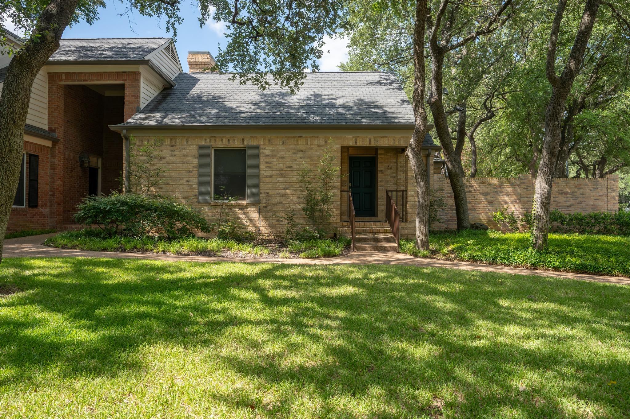 2838 Montebello RD D18