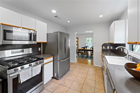 Tiny photo for 5011 W Frances PL, Austin, TX 78731 (MLS # 3368055)