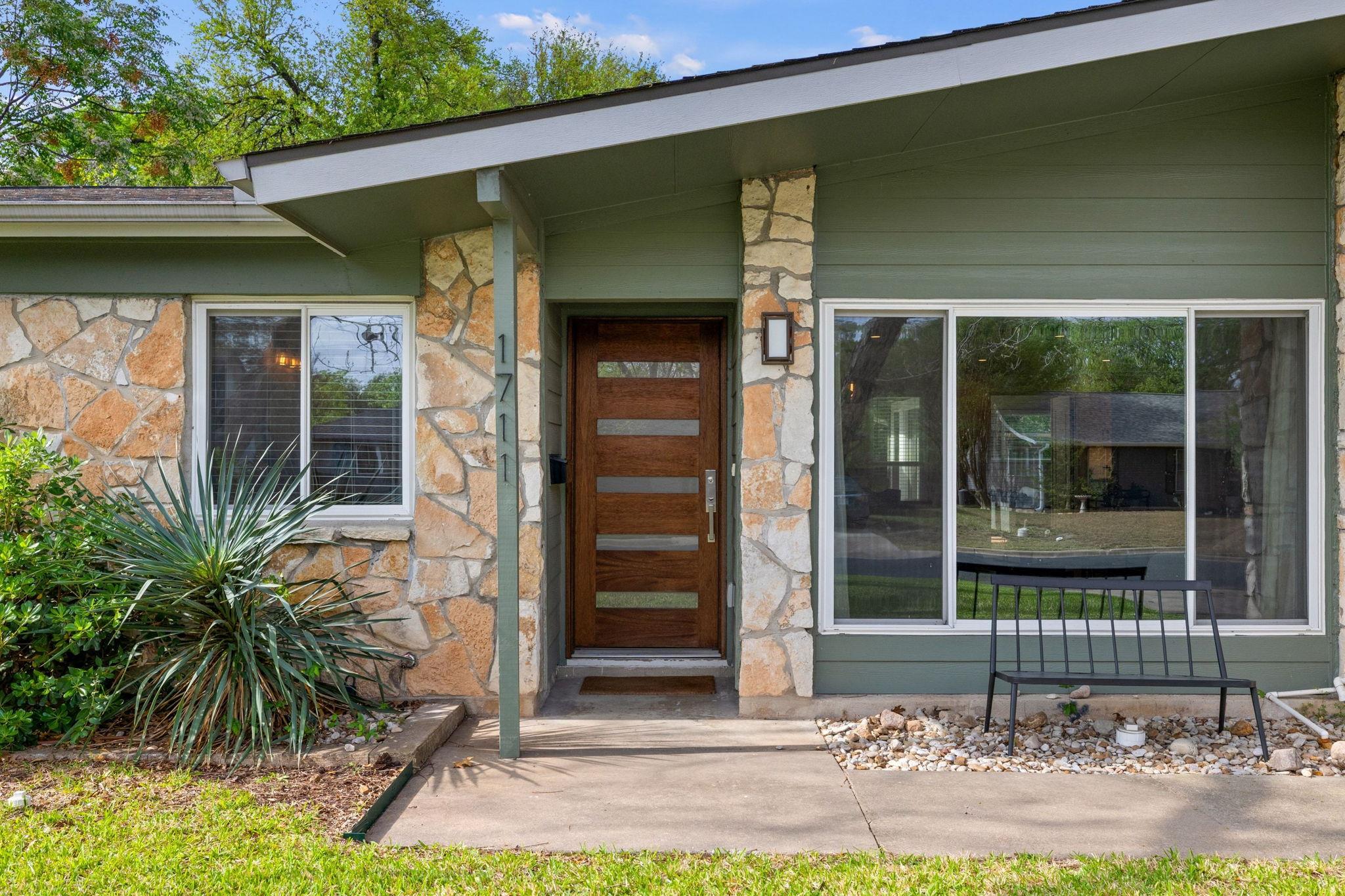 1711 Belford DR