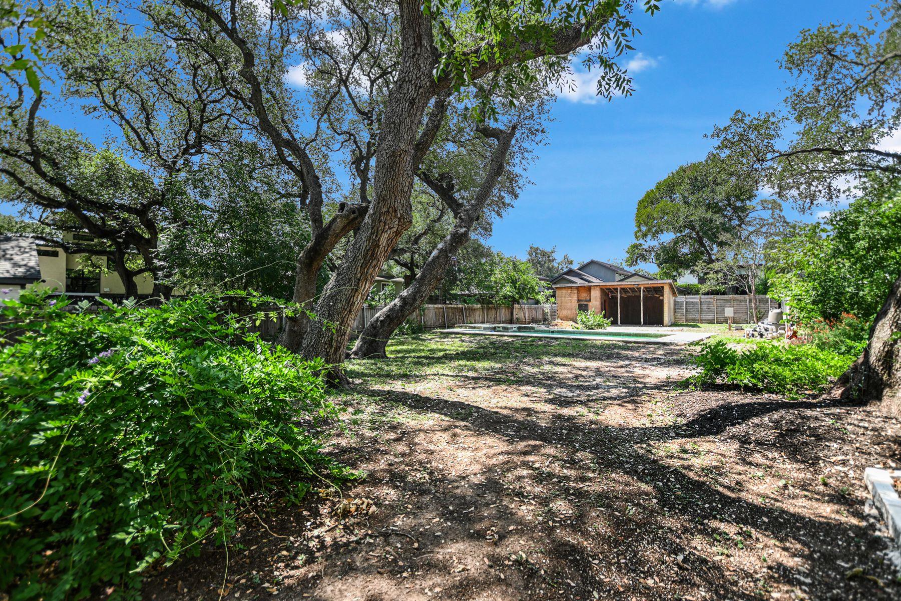 1607 Linscomb Ave