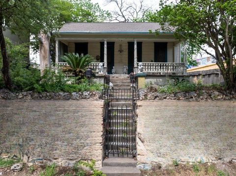Tiny photo for 906 E 6th ST, Austin, TX 78702 (MLS # 3940207)