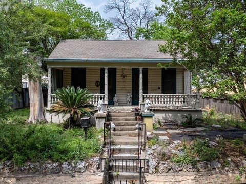 Tiny photo for 906 E 6th ST, Austin, TX 78702 (MLS # 3940207)