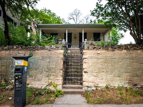 Tiny photo for 906 E 6th ST, Austin, TX 78702 (MLS # 3940207)