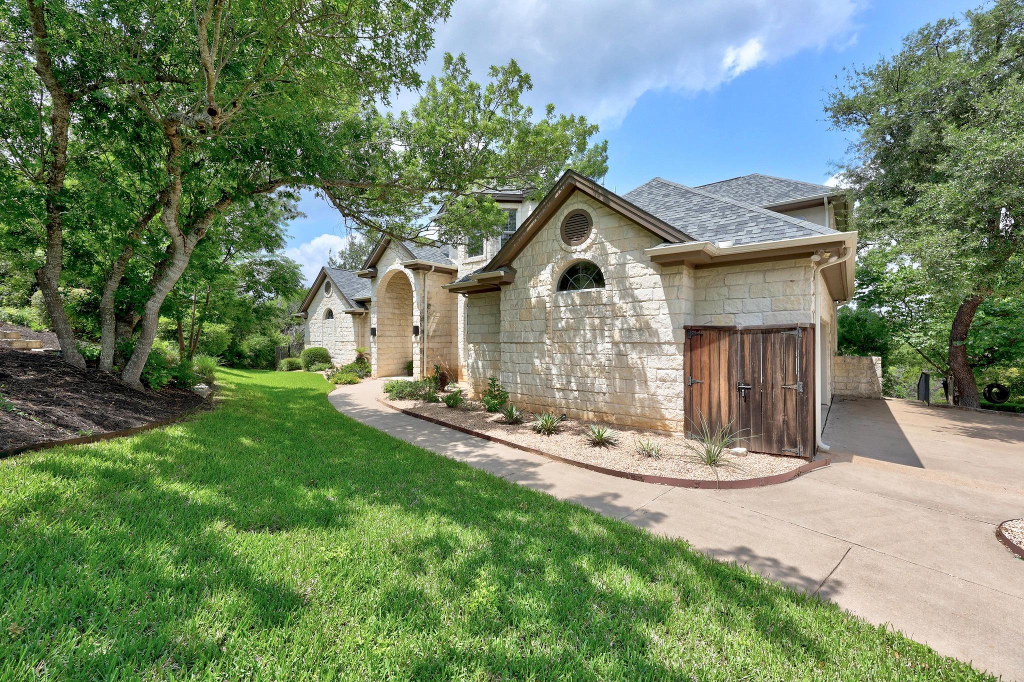7905 Brightman LN